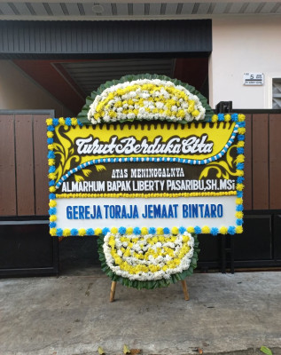 Papan Bunga Duka di Bantaragung